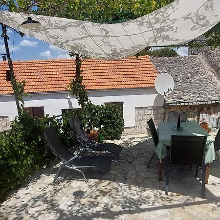 Studio Apartment Sfinga Trogir Exterior photo